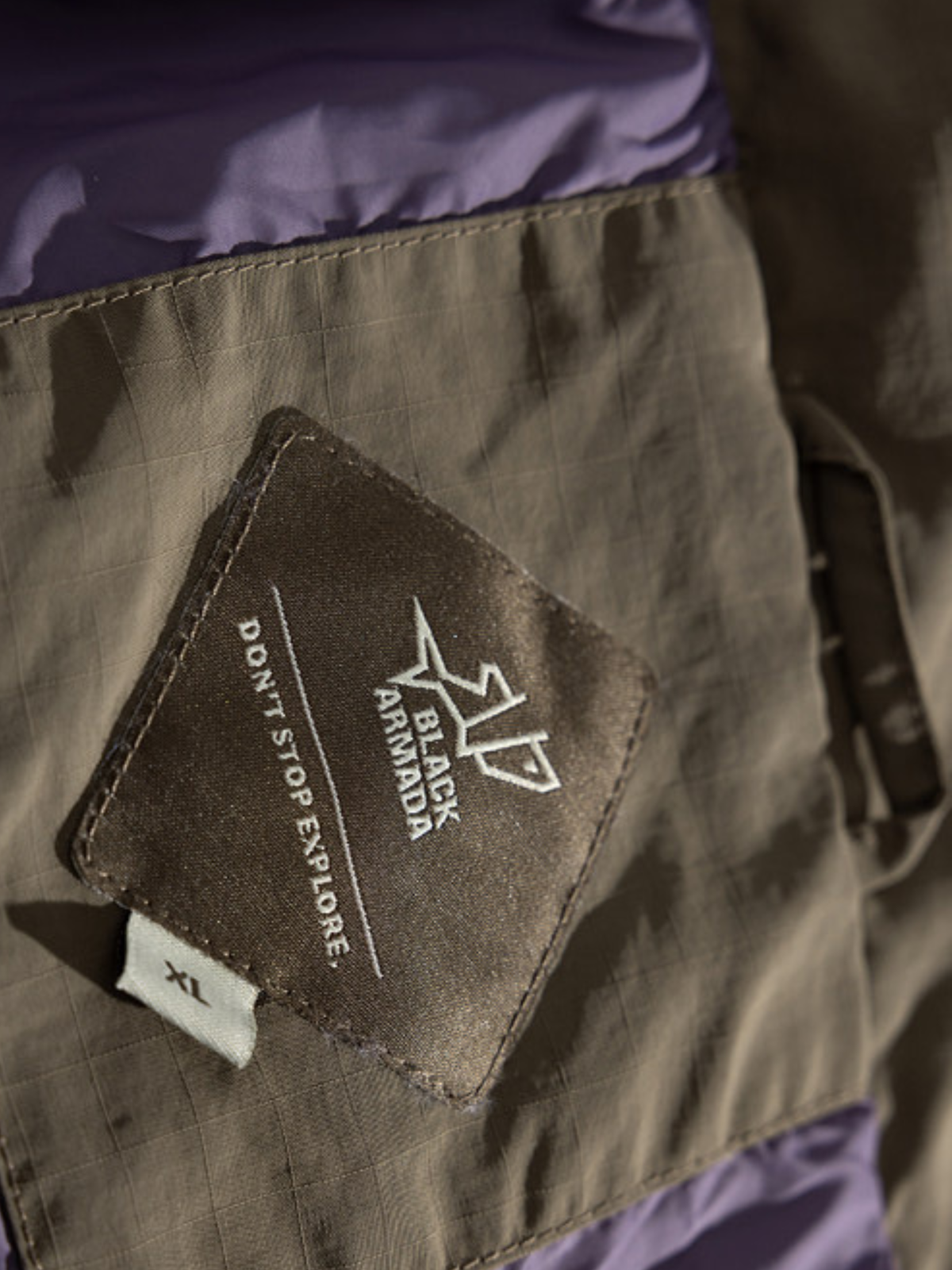 CampTarp - Unisex Water-Repellent Windproof Hiking Jacket